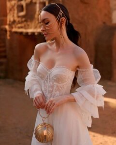 GoldenBride image 2
