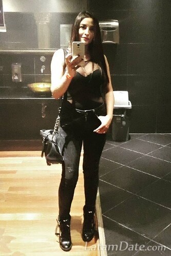 Nataly Profile image 1