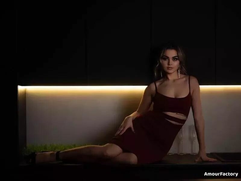 Anna Profile image 4